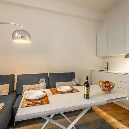 Luxury Design Apt, Comfy W/ A/c, Wifi & Netflix Daire Milano